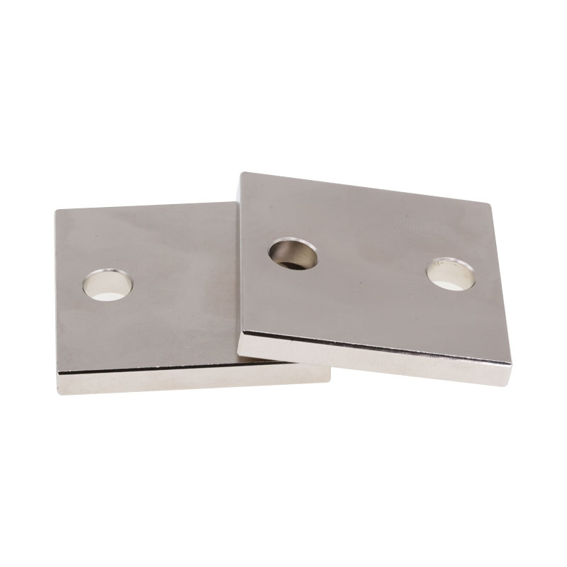 Aimant permanent de forme personnalisée